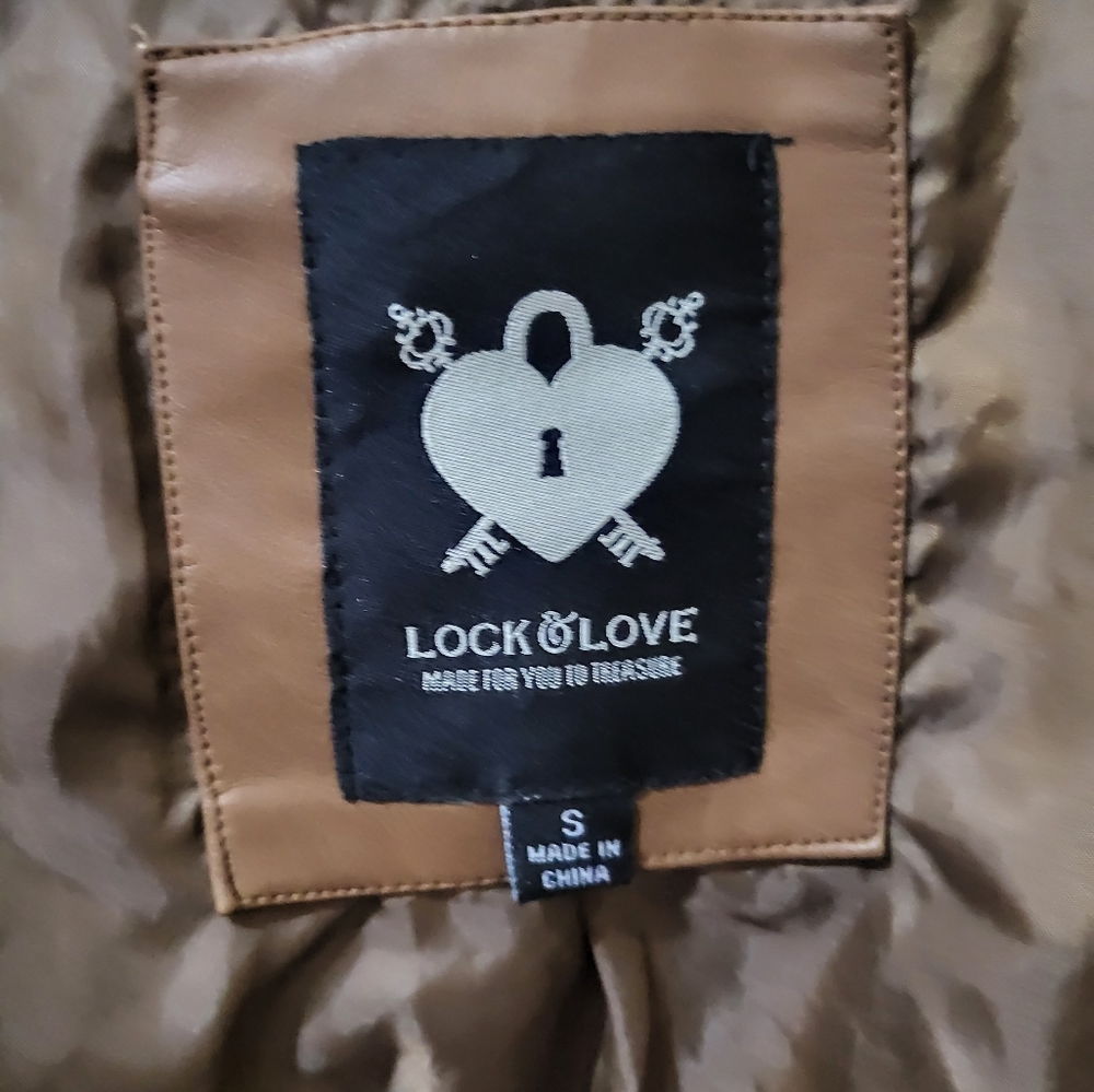 Lock 🔐 and Love ❤️ Jacket - Picture 4 of 8